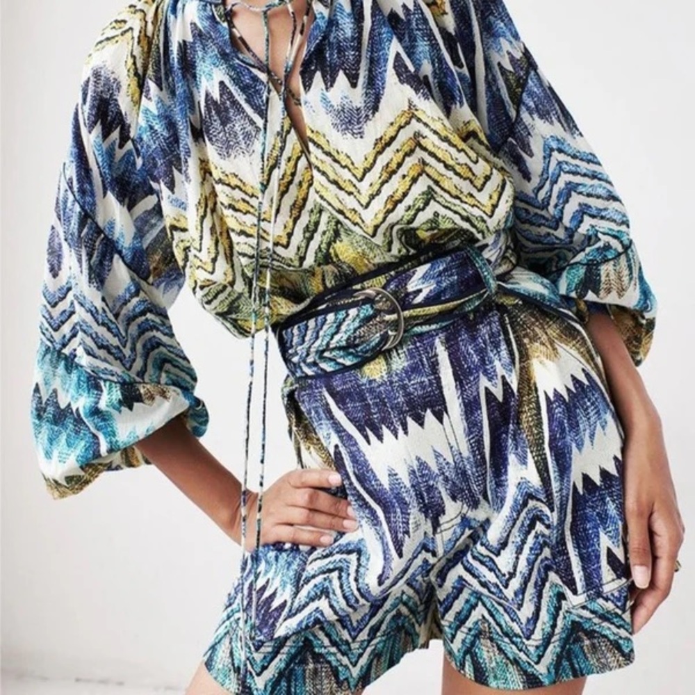 CHUFY Nino Belted Chevron Paperbag Shorts